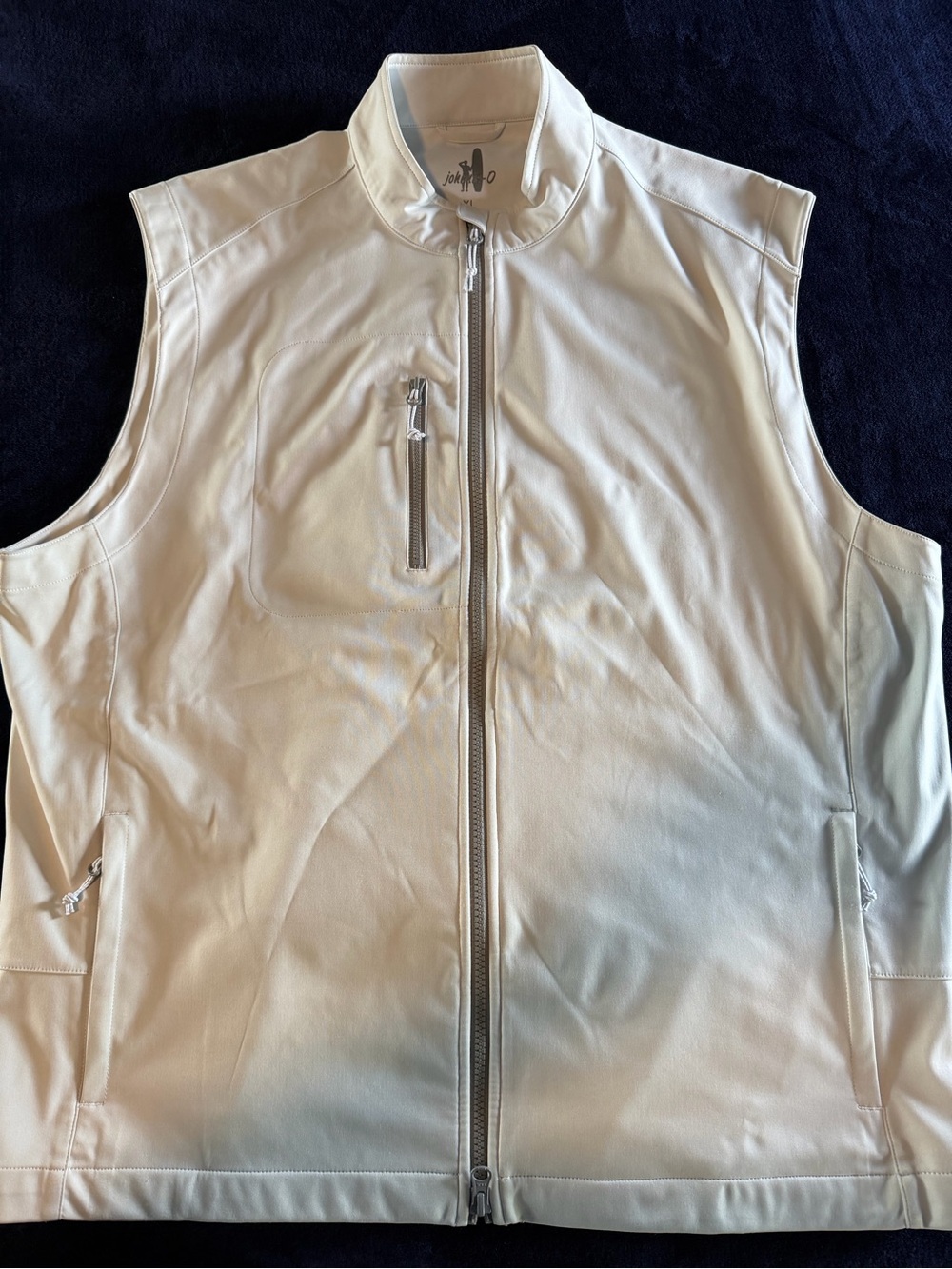 johnnie-O Men's White Sleeveless Zip Vest